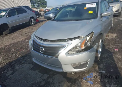 2014 Nissan Altima 2.5 Sv z USA, uszkodzony, nr VIN 1N4AL3AP6EN200129